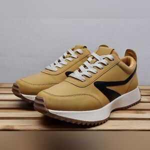 Dolce Vita Womens Yellow Platform Sneaker Shoes Size 9